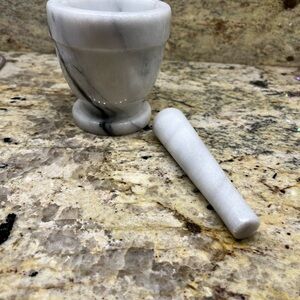 Marble Mortar and Pestle Set